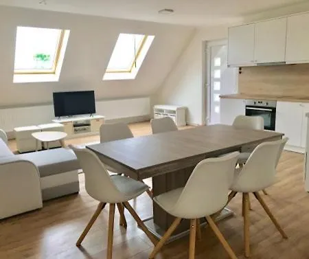 Relax Komfortlak * Gárdony